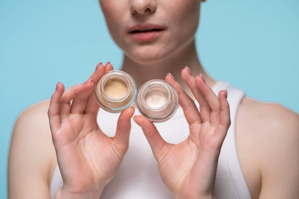 The ultimate guide to Combining Active Ingredients: Retinol, Vitamin C, Niacinamide, & More!